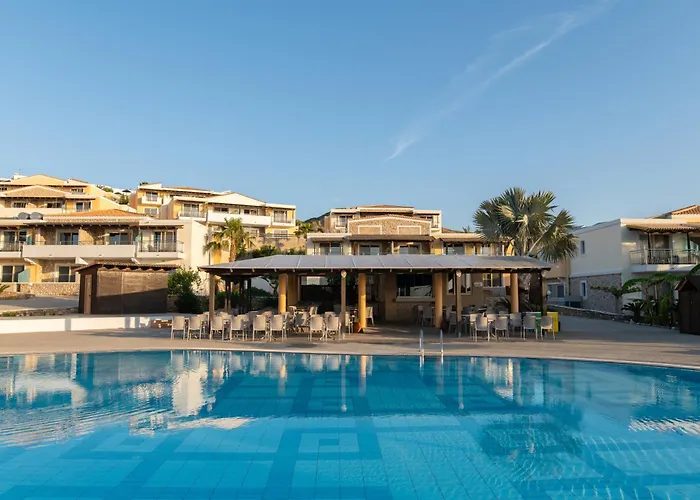 Hotel vicino a Folklore & Maritime Museum