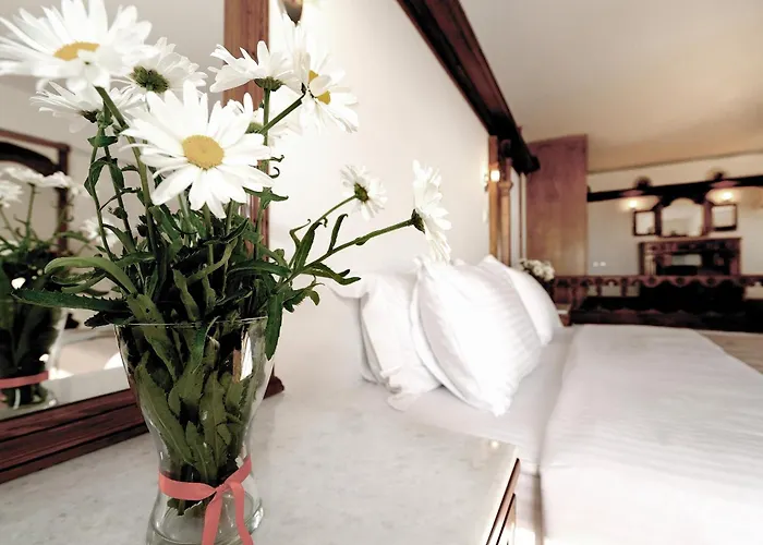 Apolis Beachscape Hotel Amoopi