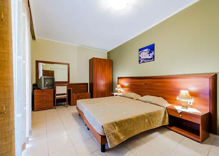 Esmeralda Hotel Kremastí