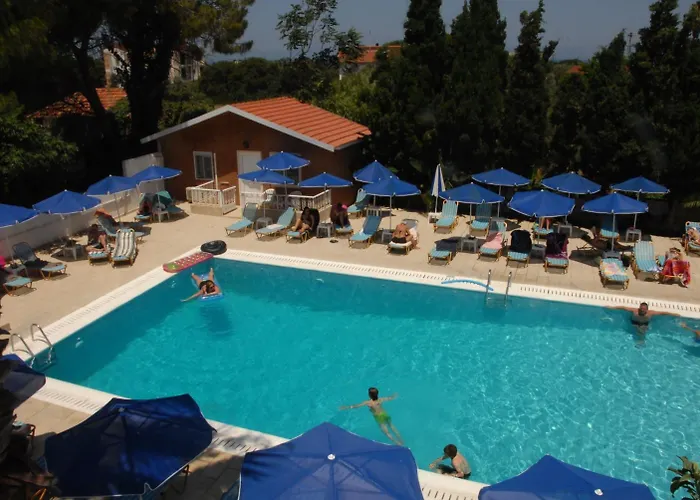 Paleos Hotel Apartments Ialysos 