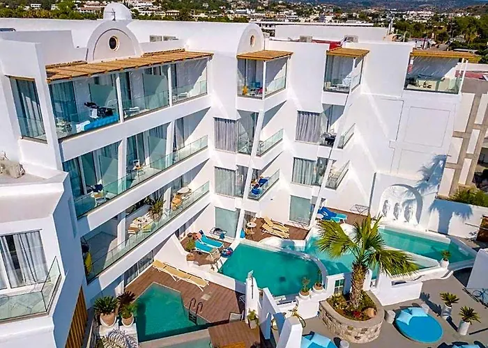 Kouros Home & Suites--Faliraki--Adults Only