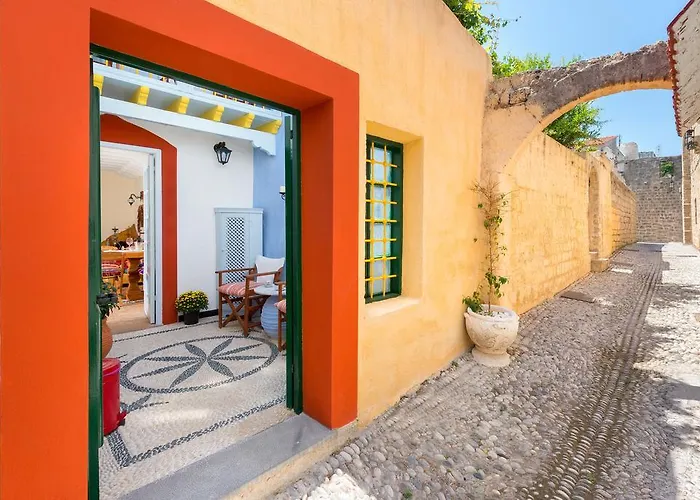 Villa Giorgos' Old Story 2Bed Stone House With Private Hamam In The Old Town à Rhodes City