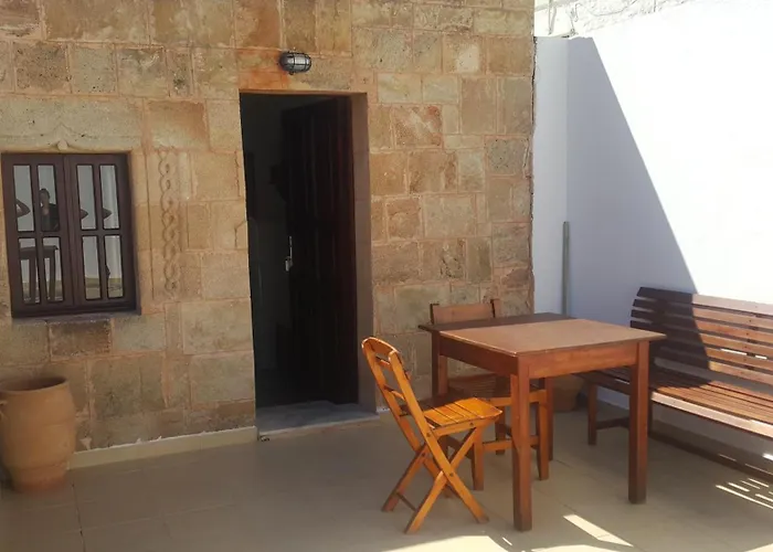 Lindos Center Studios che accetta animali