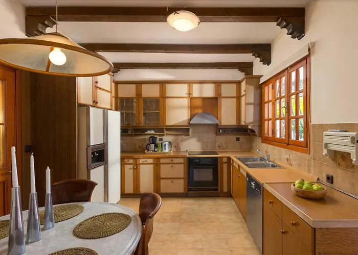 Una Villa Rhodes Ixia 