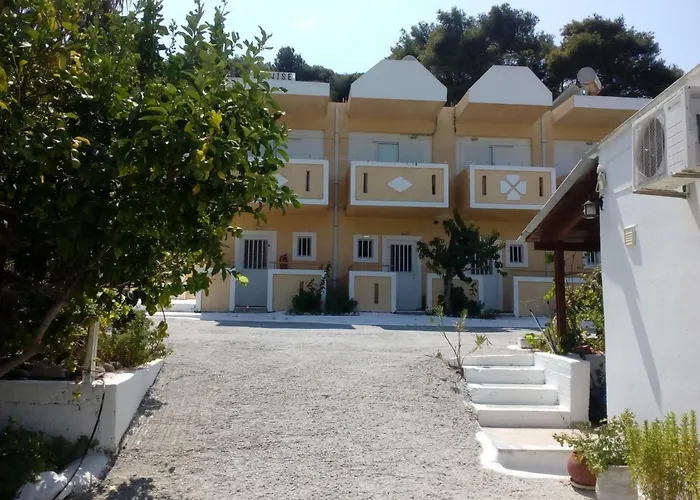 Hotels Kéfalos mit Hund