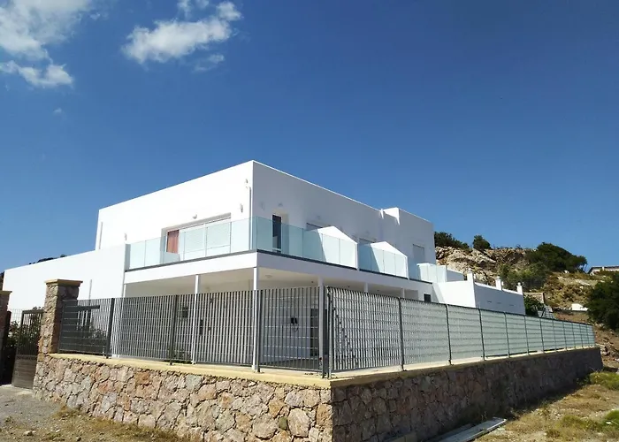 Bouganville Bed & Breakfast Stegna Archangelos 